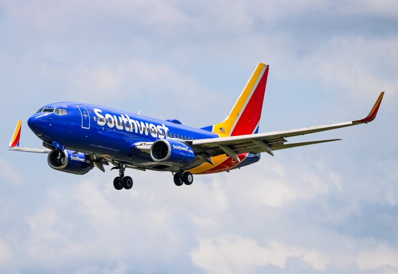 Photo of N732SW - Southwest Airlines Boeing 737-700 at BWI on AeroXplorer Aviation Database