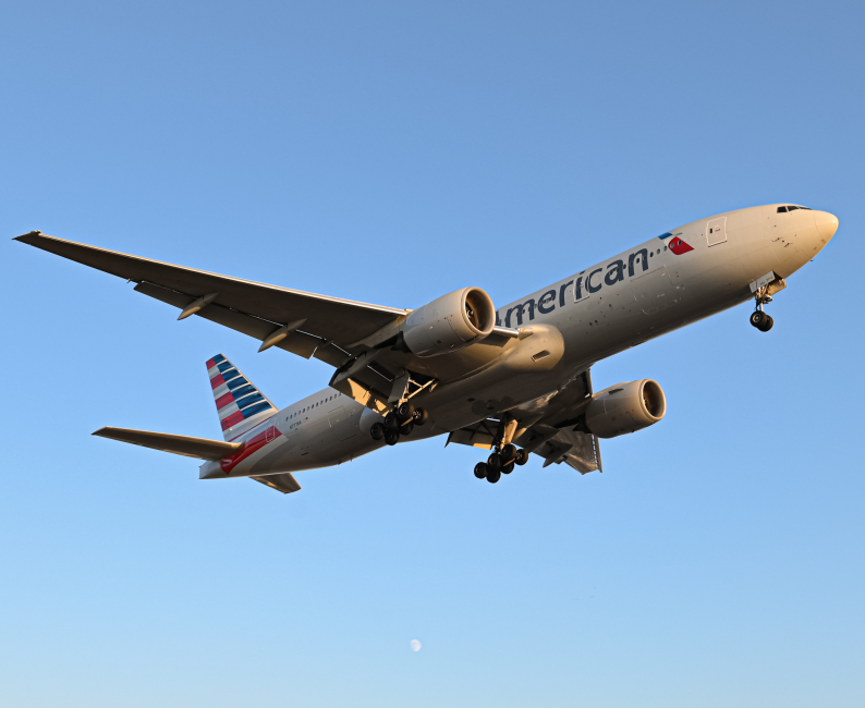 Photo of N777AN - American Airlines Boeing 777-200ER at LAX on AeroXplorer Aviation Database