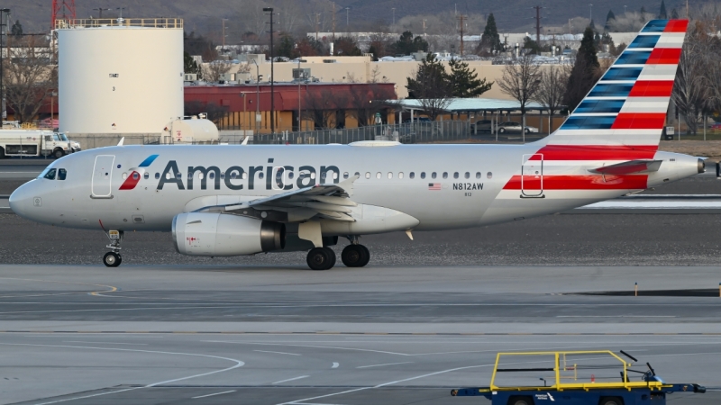 Photo of N812AW - American Airlines Airbus A319 at RNO on AeroXplorer Aviation Database