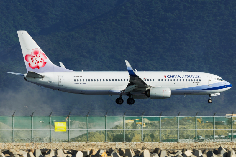 Photo of B-18651 - China Airlines Boeing 737-800 at HKG on AeroXplorer Aviation Database