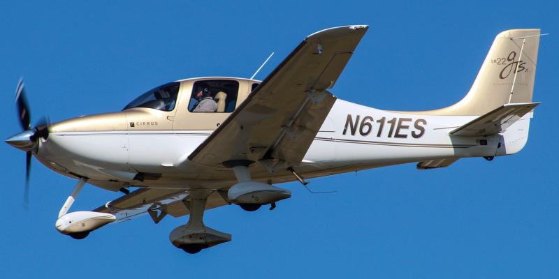 Photo of N611ES - PRIVATE Cirrus SR22 at LNS on AeroXplorer Aviation Database