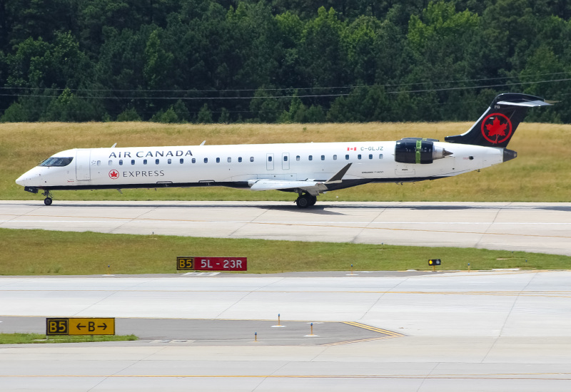 Photo of C-GLJZ - Air Canada Express Mitsubishi CRJ-900 at RDU on AeroXplorer Aviation Database
