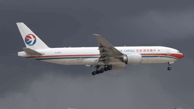 Photo of B-2076 - China Cargo Airlines Boeing 777-200F at SIN on AeroXplorer Aviation Database