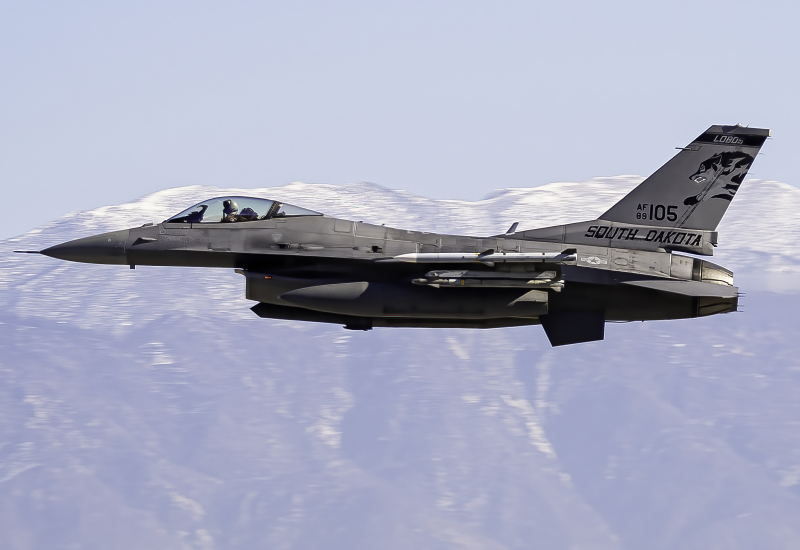 Photo of 89-2105 - USAF - United States Air Force General Dynamics F-16 Fighting Falcon at RIV on AeroXplorer Aviation Database