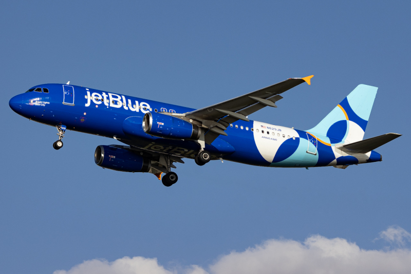 Photo of N629JB - JetBlue Airways Airbus A320 at TPA on AeroXplorer Aviation Database