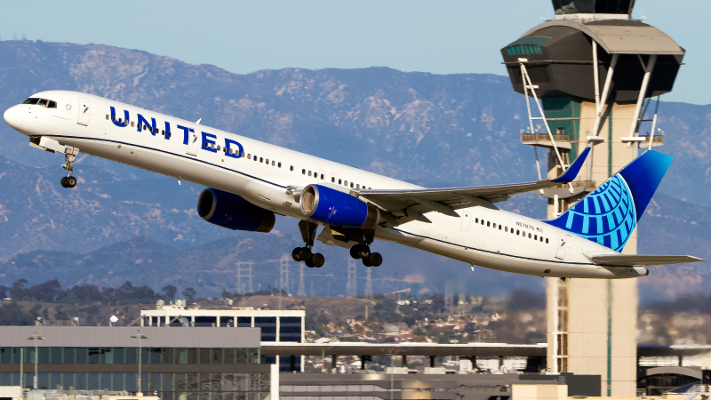 Photo of N57870 - United Airlines Boeing 757-300 at LAX on AeroXplorer Aviation Database