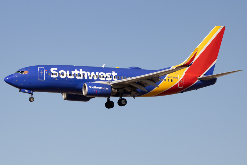 Photo of N468WN - Southwest Airlines Boeing 737-700 at PHX on AeroXplorer Aviation Database