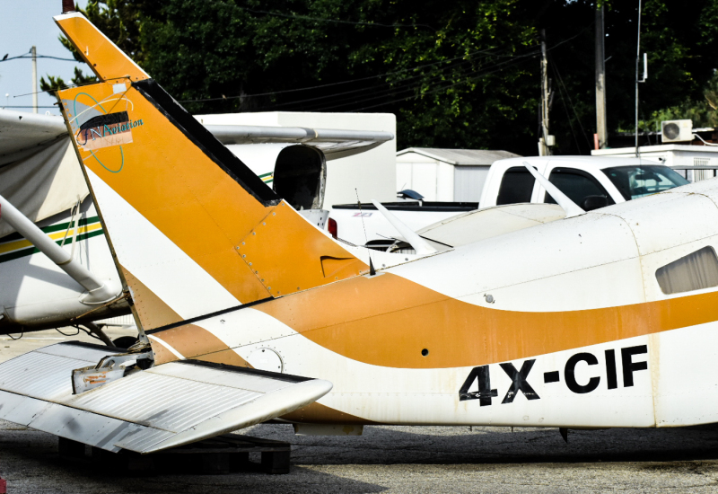 Photo of 4X-CIF - PRIVATE Piper PA 34-200T at HRZ on AeroXplorer Aviation Database