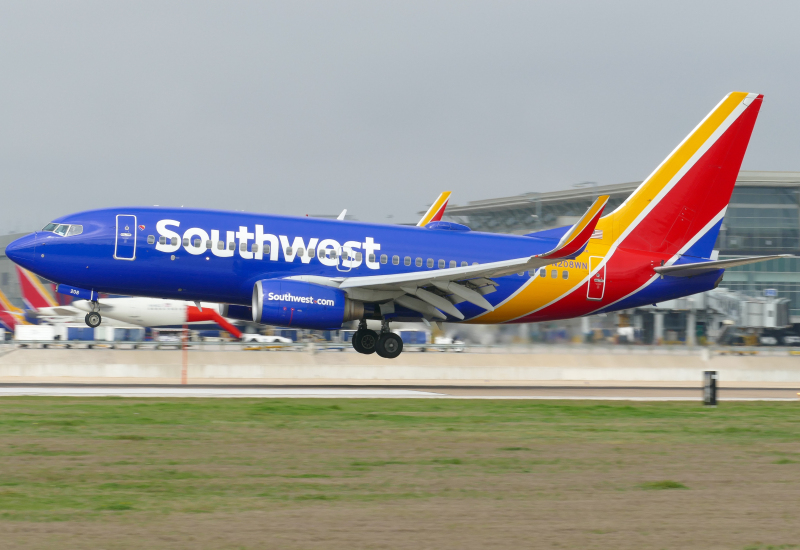 Photo of N208WN - Southwest Airlines Boeing 737-700 at AUS on AeroXplorer Aviation Database
