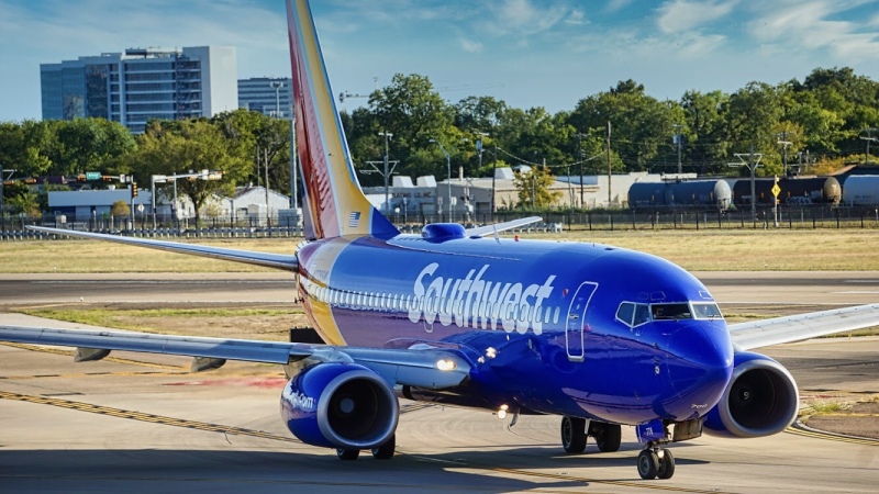 Photo of N778SW - Southwest Airlines Boeing 737-700 at DFW on AeroXplorer Aviation Database