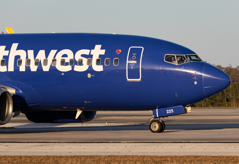Photo of N225WN - Southwest Airlines Boeing 737-700 at MCO on AeroXplorer Aviation Database