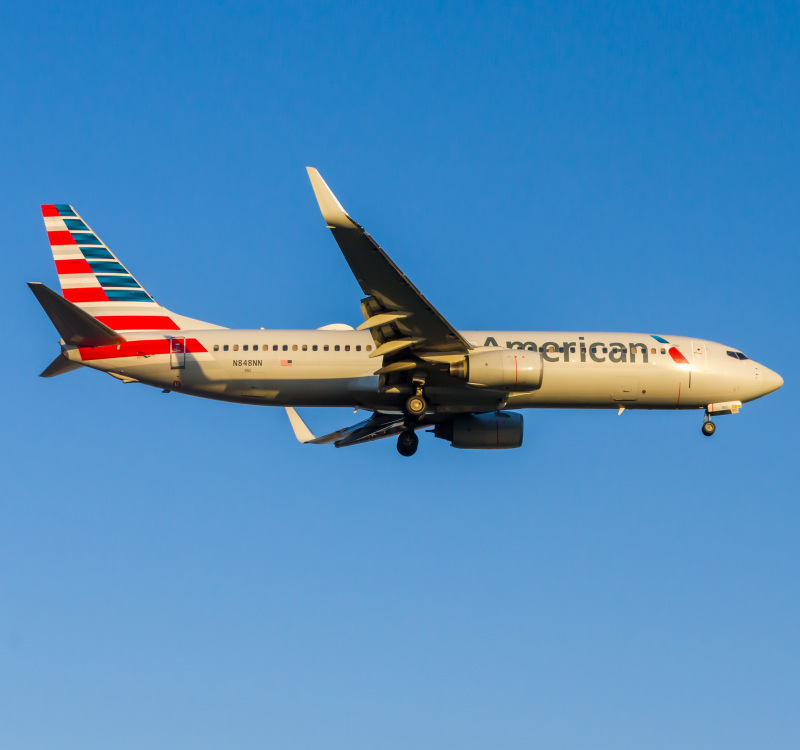 Photo of N848NN - American Airlines Boeing 737-800 at EWR on AeroXplorer Aviation Database