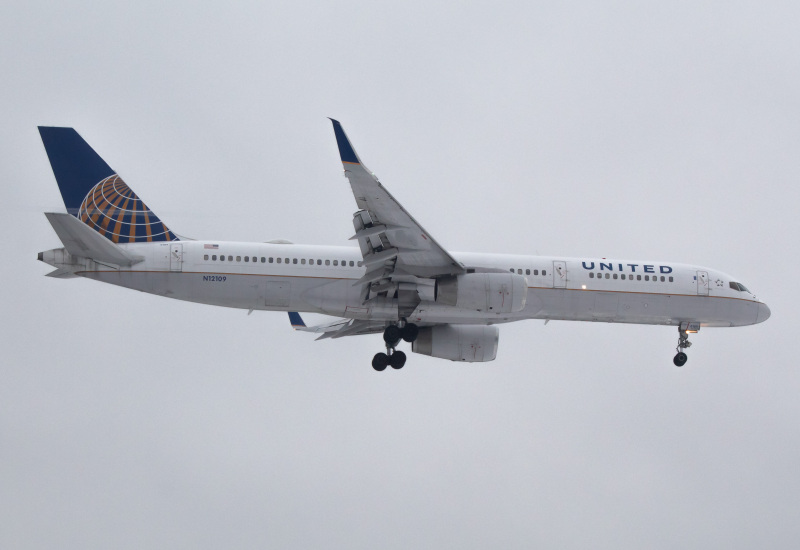Photo of N12109 - United Airlines Boeing 757-200 at EWR on AeroXplorer Aviation Database