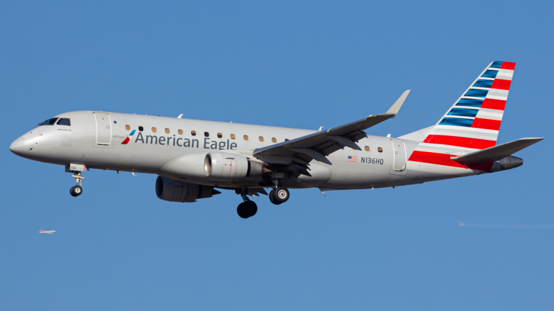 Photo of N136HQ - American Eagle Embraer E170LR at ORD on AeroXplorer Aviation Database