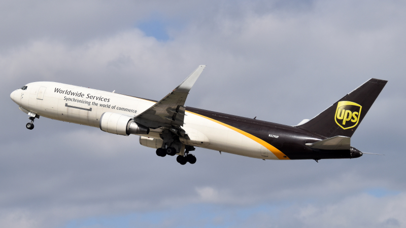 Photo of N329UP - United Parcel Service Boeing 767-300F at SDF on AeroXplorer Aviation Database