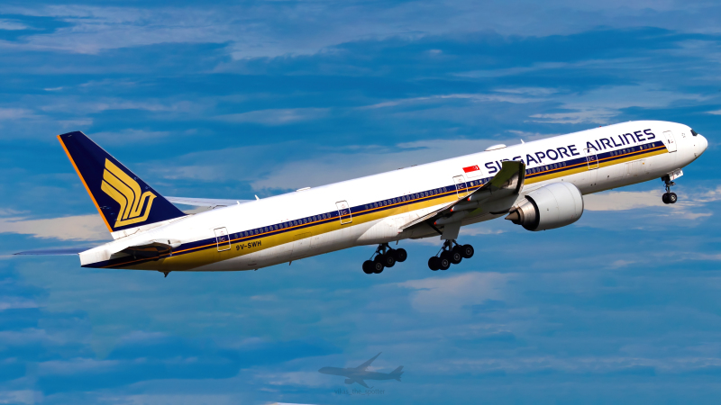 Photo of 9V-SWH - Singapore Airlines Boeing 777-300ER at SIN on AeroXplorer Aviation Database