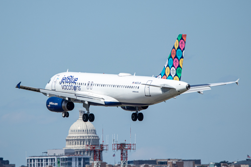 Photo of N603JB - JetBlue Airways Airbus A320 at DCA on AeroXplorer Aviation Database