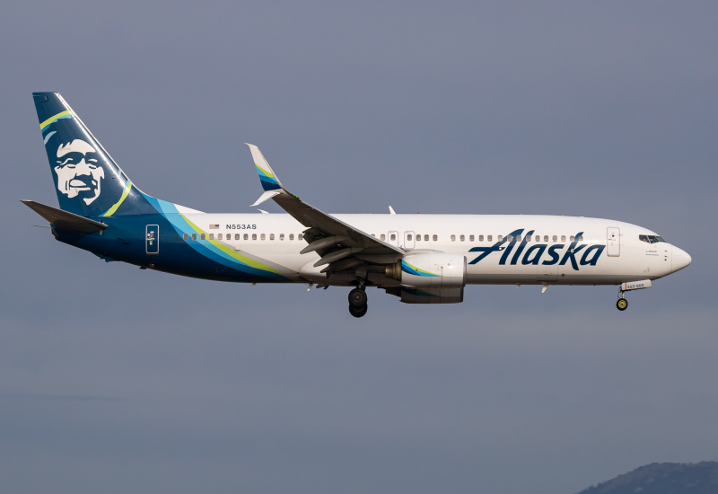 Photo of N553AS - Alaska Airlines Boeing 737-800 at BOI on AeroXplorer Aviation Database