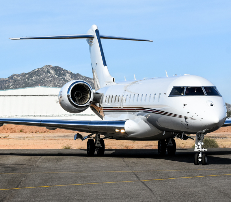Photo of N157QS - PRIVATE Bombardier Global 6000 at CSL on AeroXplorer Aviation Database