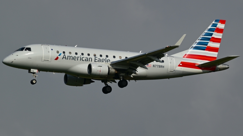 Photo of N778RH - American Airlines Embraer E170 at DFW on AeroXplorer Aviation Database