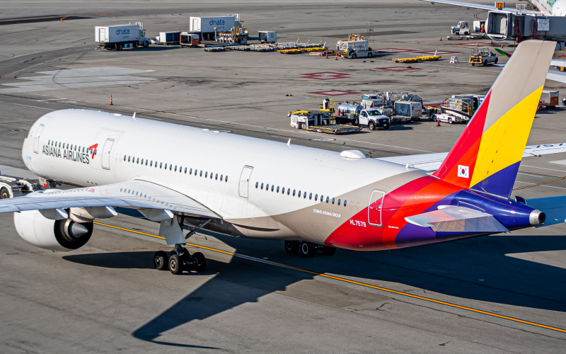 Photo of HL7579 - Asiana Airlines Airbus A350-900 at SFO on AeroXplorer Aviation Database