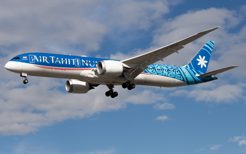 Photo of F-OTOA - Air Tahiti Nui Boeing 787-9 at LAX on AeroXplorer Aviation Database