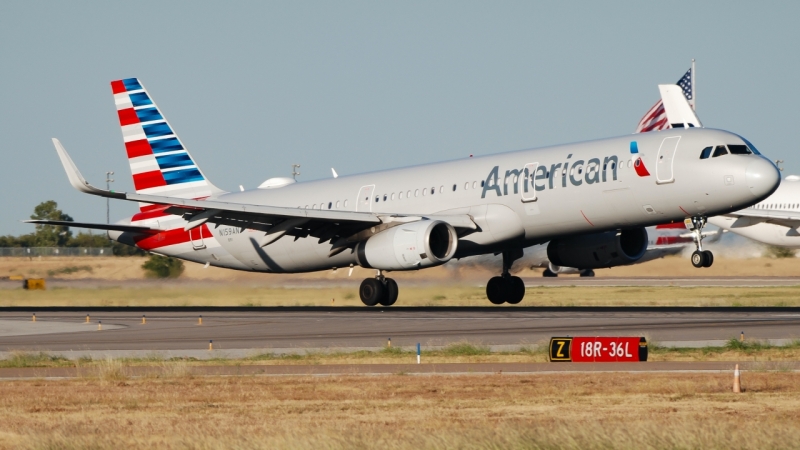 Photo of N159AN - American Airlines Airbus A321-200 at DFW on AeroXplorer Aviation Database