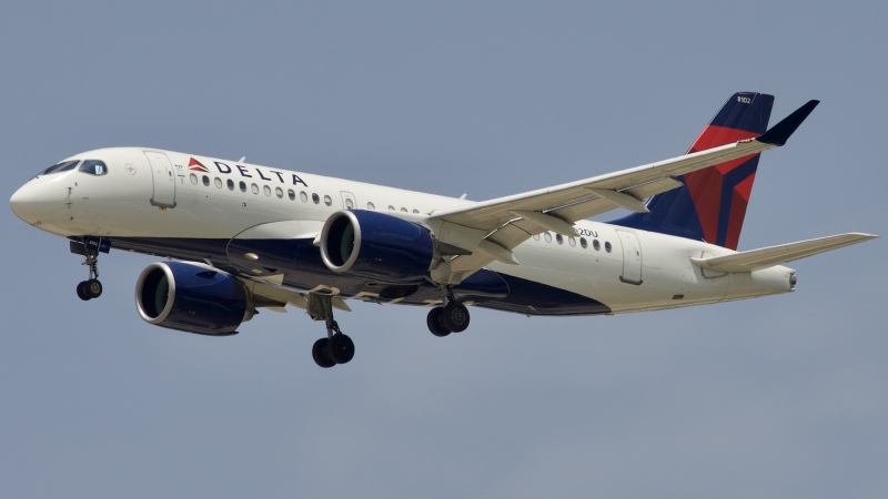 Photo of N102DU - Delta Airlines Airbus A220-100 at IAH on AeroXplorer Aviation Database