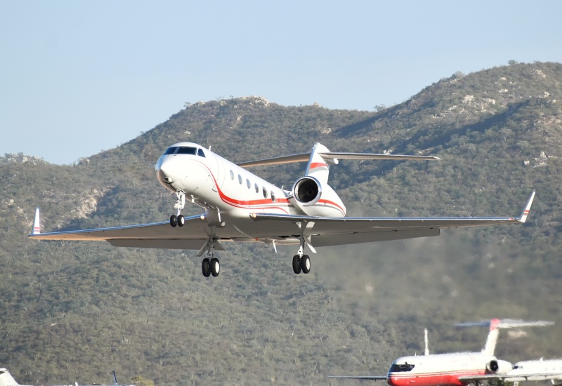 Photo of N24JR - PRIVATE Gulfstream IV at CSL on AeroXplorer Aviation Database