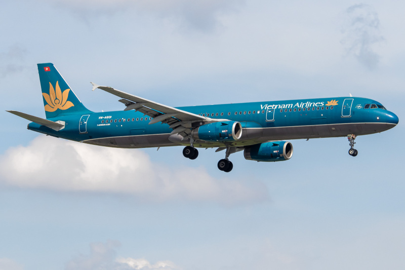 Photo of VN-A601 - Vietnam Airlines Airbus A321-200 at SGN on AeroXplorer Aviation Database