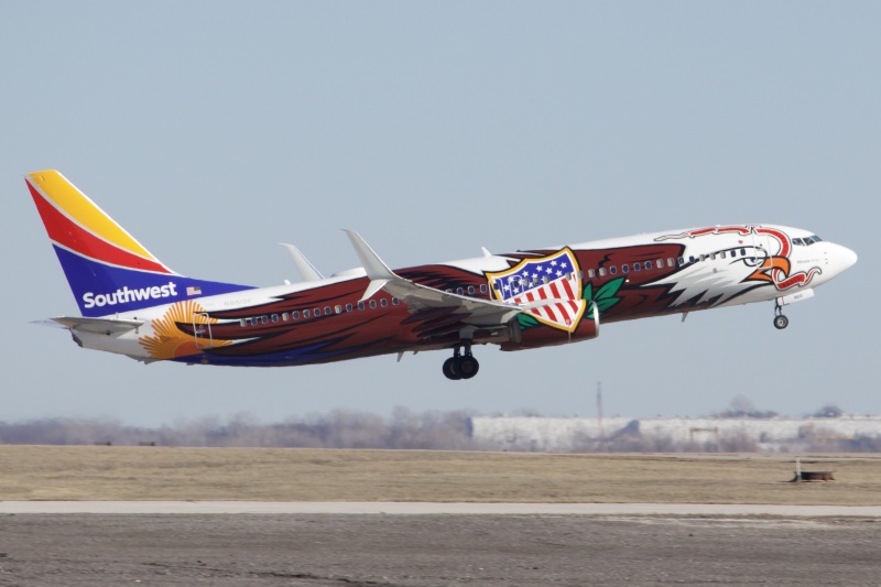 Photo of N8619F - Southwest Airlines Boeing 737-800 at TUL on AeroXplorer Aviation Database