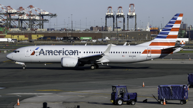 Photo of N303RE - American Airlines Boeing 737 MAX 8 at EWR on AeroXplorer Aviation Database