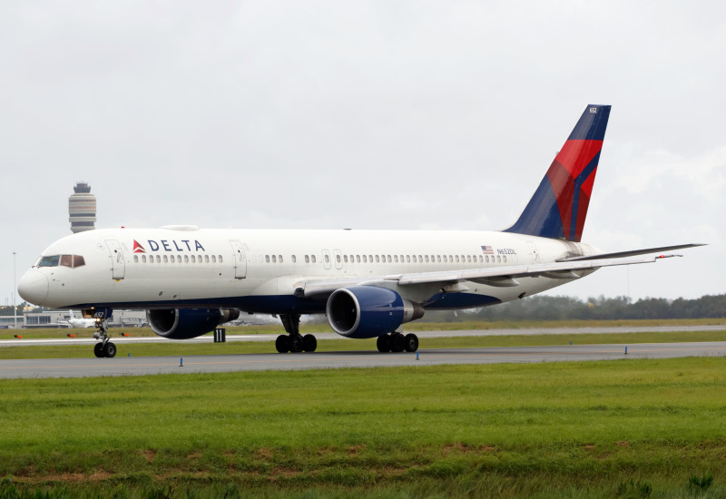 Photo of N652DL - Delta Airlines Boeing 757-200 at MCO on AeroXplorer Aviation Database
