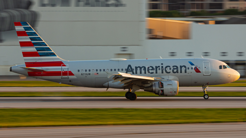 Photo of N711UW - American Airlines Airbus A319 at CMH on AeroXplorer Aviation Database