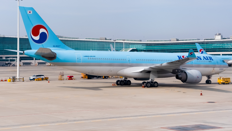 Photo of HL8227 - Korean Air Airbus A330-200 at ICN on AeroXplorer Aviation Database