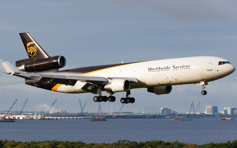 Photo of  N274UP - United Parcel Service McDonnell Douglas MD-11F at TPA on AeroXplorer Aviation Database