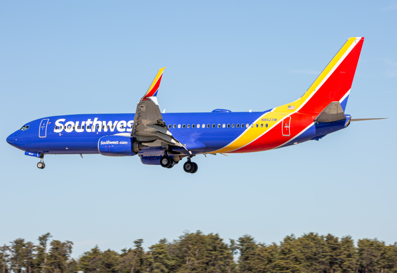 Photo of N8523W - Southwest Airlines Boeing 737-800 at BWI on AeroXplorer Aviation Database