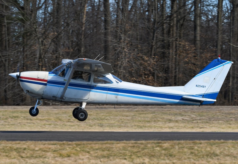 Photo of N2549Y - PRIVATE Cessna 172 at N14 on AeroXplorer Aviation Database