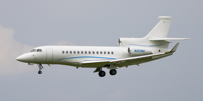 Photo of N2016A - PRIVATE Dassault Falcon 7X at PHL on AeroXplorer Aviation Database