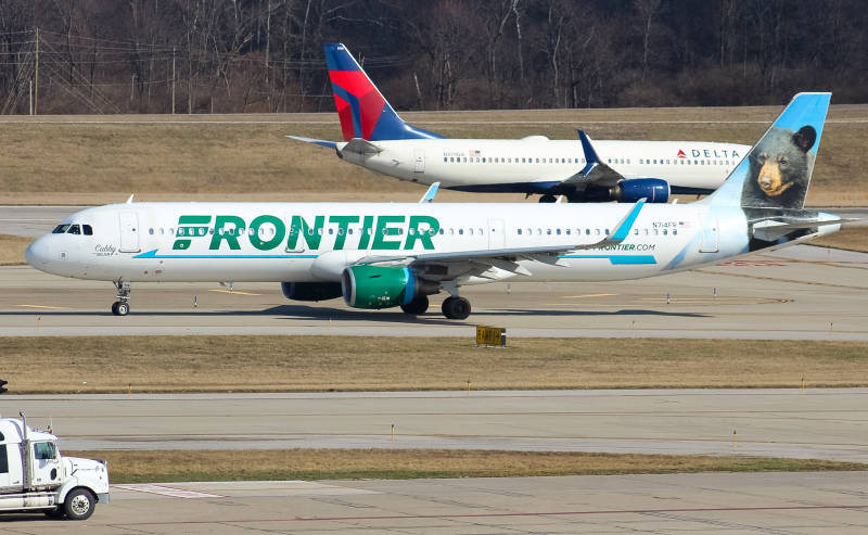 Photo of N714FR - Frontier Airlines Airbus A321-200 at CVG on AeroXplorer Aviation Database
