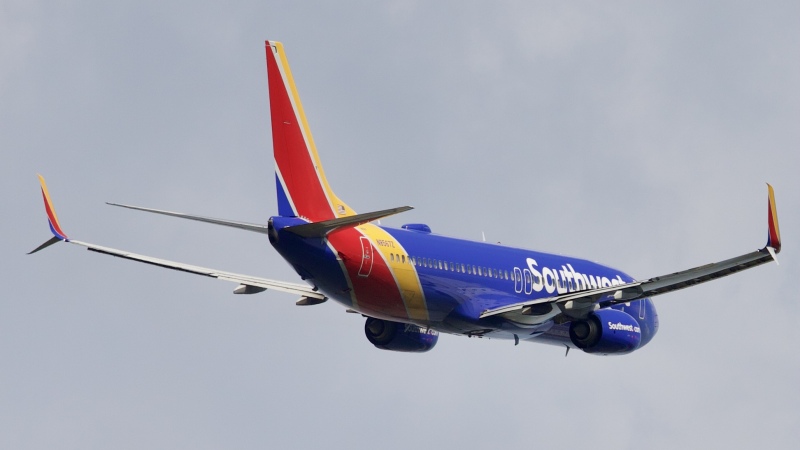 Photo of N8567Z - Southwest Airlines Boeing 737-800 at IAH on AeroXplorer Aviation Database
