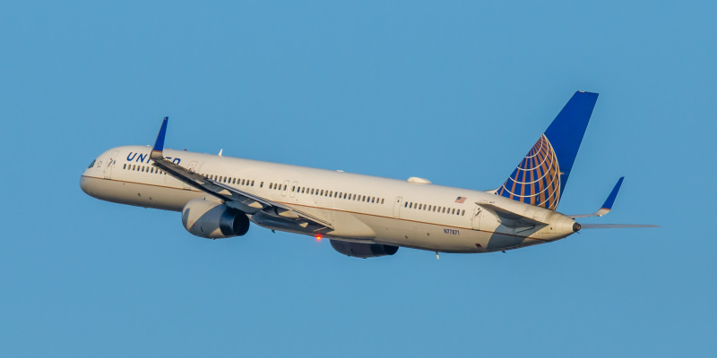 Photo of N77871 - United Airlines Boeing 757-300 at EWR on AeroXplorer Aviation Database