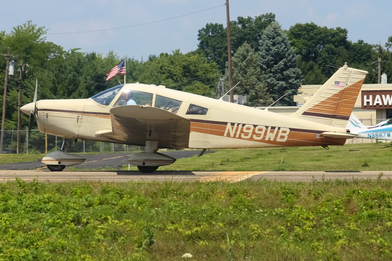 Photo of N199WB - PRIVATE  Piper 28 Cherokee at I69 on AeroXplorer Aviation Database