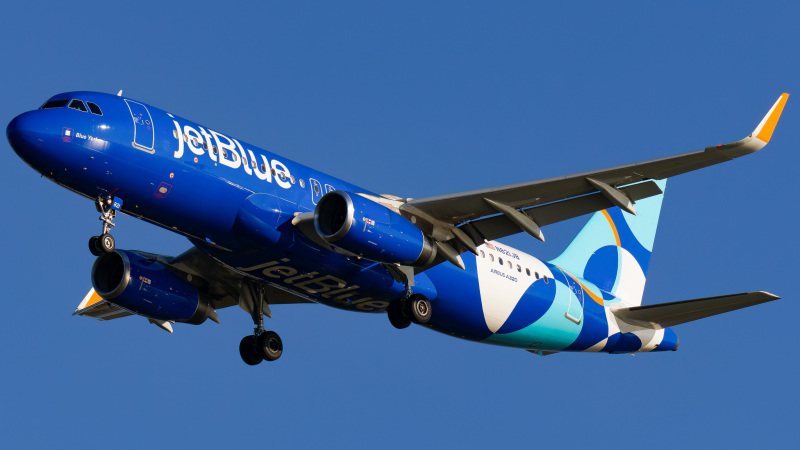 Photo of N821JB - JetBlue Airways Airbus A320 at TPA on AeroXplorer Aviation Database