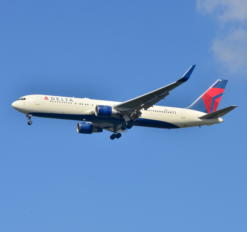 Photo of N189DN - Delta Airlines Boeing 767-300ER at JFK on AeroXplorer Aviation Database