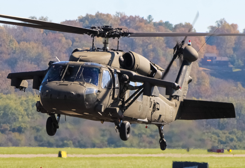 Photo of 0-26712 - US Army UH-60 Blackhawk at LUK on AeroXplorer Aviation Database