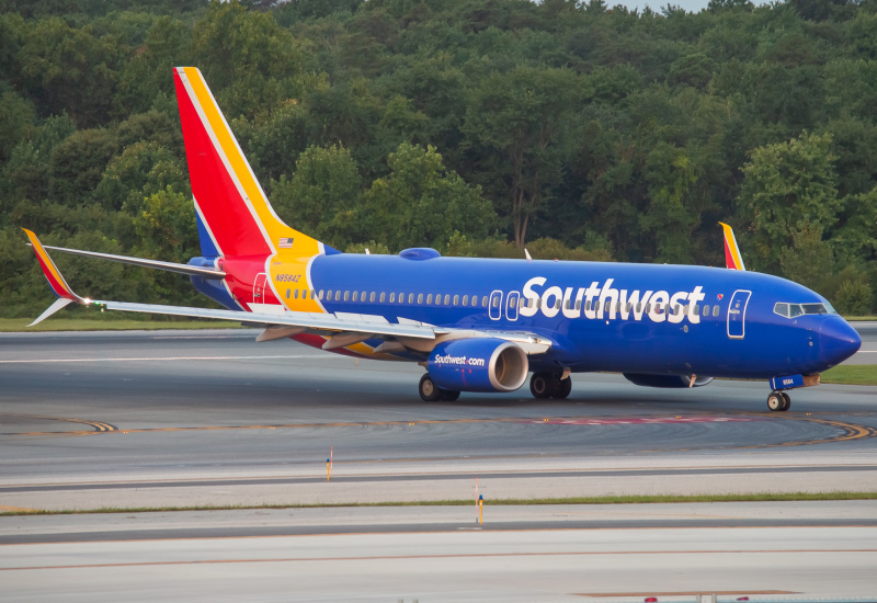 Photo of N8584Z - Southwest Airlines Boeing 737-800 at BWI on AeroXplorer Aviation Database