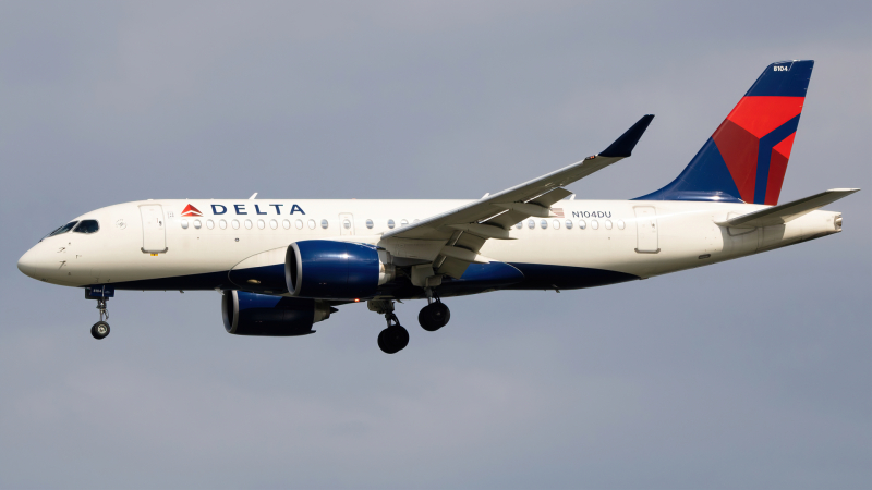 Photo of N104DU - Delta Airlines Airbus A220-100 at DCA on AeroXplorer Aviation Database