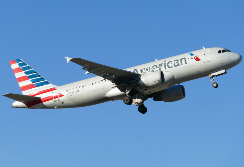 Photo of N119US - American Airlines Airbus A320 at AUS on AeroXplorer Aviation Database