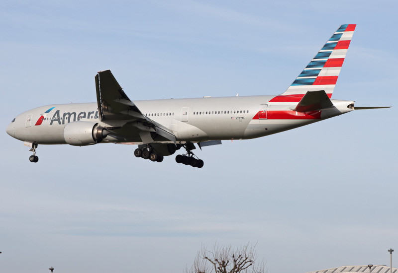 Photo of N787AL - American Airlines  Boeing 777-200ER at LHR on AeroXplorer Aviation Database